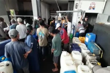 Minyak Goreng Langka,...