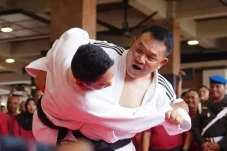Terima Sabuk Hitam Dan-5,...