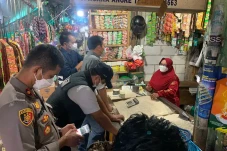 Polisi Cek Ketersediaan...