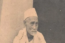 Kisah Mbah Mashum Lasem,...
