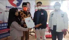 Partai Perindo Salurkan...