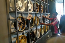 Tips Memilih Warna Velg...