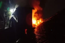 1 Rumah dan Kontrakan...