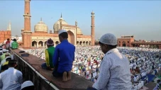 3 Negara dengan Masjid...
