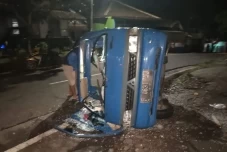 Maling Bermobil Babak...