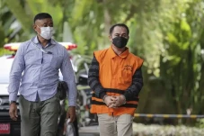 Pengusaha Penyuap Bupati...