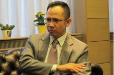 Di Hadapan DPR Mahendra...