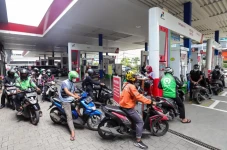 Pertamina Pulihkan Stok...