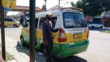 Curhat Sopir Angkot...