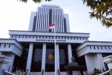 MA Bebaskan Petinggi...