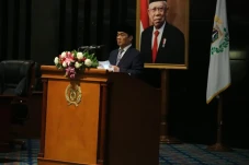 Bacakan LKPJ Gubernur...
