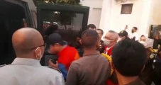 Kejati Banten Tahan...