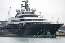 Belanda Sita 14 Kapal...