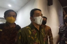 DPRD Ingin Lanjutkan...