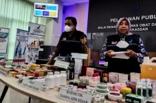 724 Jenis Produk Tidak...