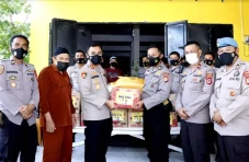Kapolres Bulukumba Bagikan...