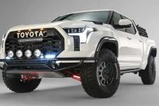Toyota Tundra Dibekali...