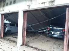 Atap Aula Rumah Dinas...