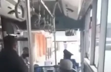 Sopir Bus Trans Metro...