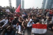 Disdik Kota Bekasi Larang...