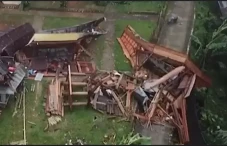7 Rumah Adat Toraja...