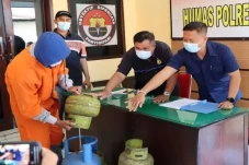 Bos Agen Elpiji di Denpasar...