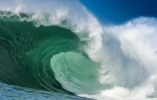 Ini Gelombang Tsunami...