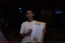 Pertanyakan Honor Tak...