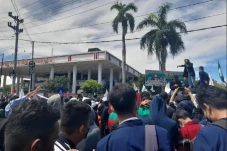 Ribuan Mahasiswa Bengkulu...