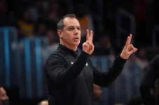 Lakers Gagal Tembus...