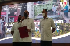 Bareskrim Tangkap 2...