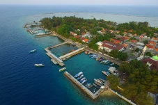 Pesona Keindahan Pulau...