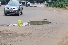 Tinjau ke Lapangan,...