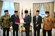 Syafruddin Dikukuhkan...