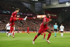 Hasil Liverpool vs Benfica:...
