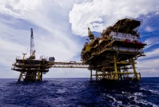 Industri Migas Diproyeksikan...