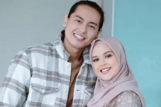 Roger Danuarta dan Cut...