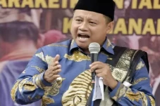 Wagub Jabar: Postingan...