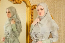 Tampil Cantik Berhijab,...
