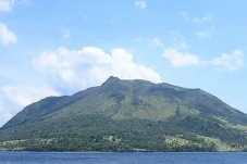 4 Jam Terjadi 50 Kali...
