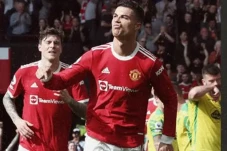 Tinggalkan Messi, Ronaldo...