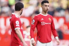 Cetak Hat-trick Ke-60,...