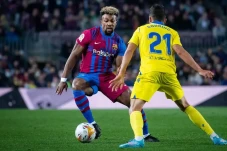 Ruang Ganti Barcelona...