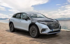 Lawan Tesla Model X,...