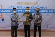 Pelayanan Publik Terbaik,...