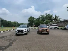 Perbandingan Antara...