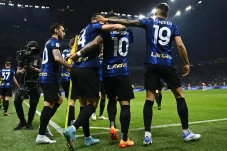 Pecundangi AC Milan,...