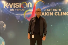 Di Usia Ke-8, K-Vision...