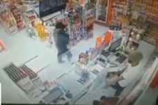 Kerap Pakai Modus Sama,...
