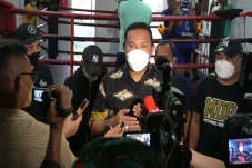 2 Partai Tinju Internasional...